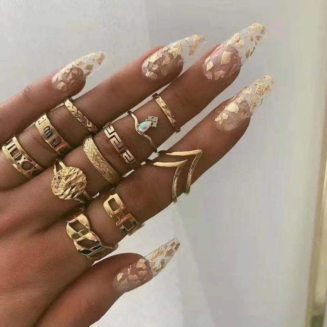 Unique set of 8 to 12 rings