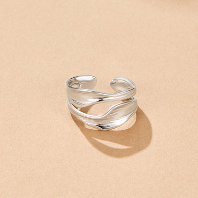 Luna Lucas | Sculpted Band | Polished Silver Finish