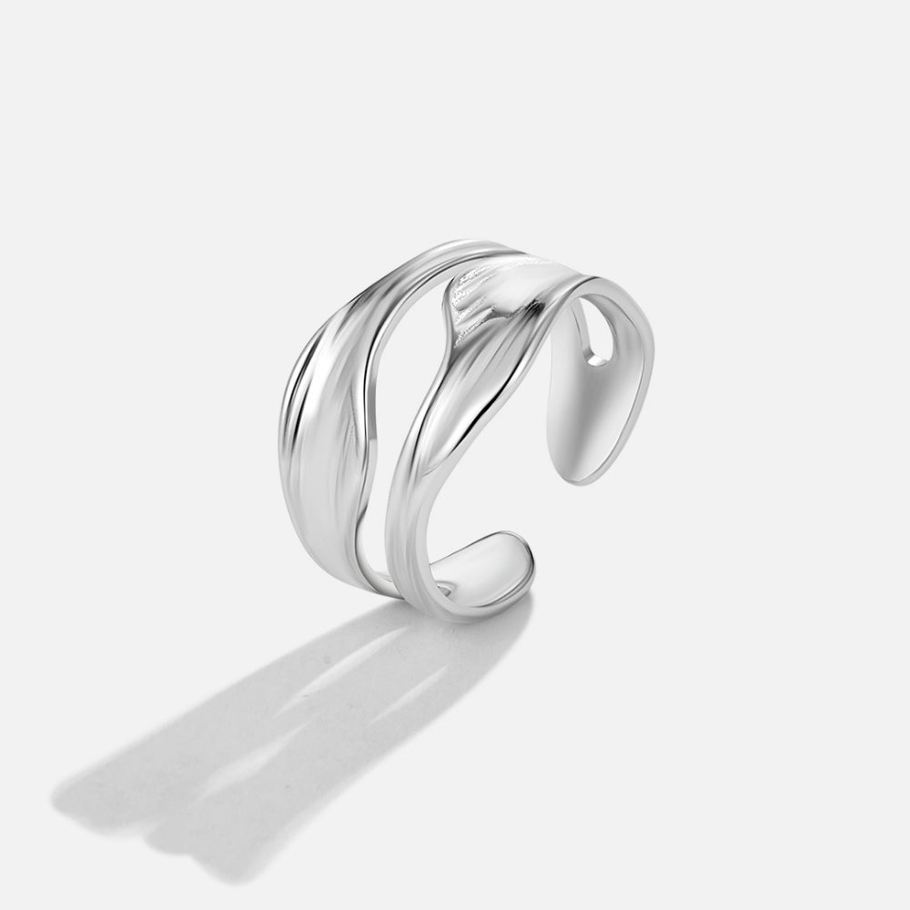 Luna Lucas | Sculpted Band | Polished Silver Finish